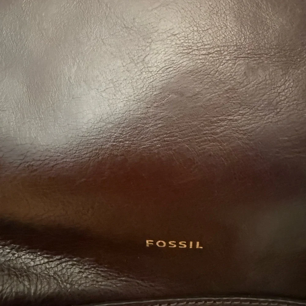 Fossil Willow Brown Leather Crossbody Bag - Picture 4 of 7